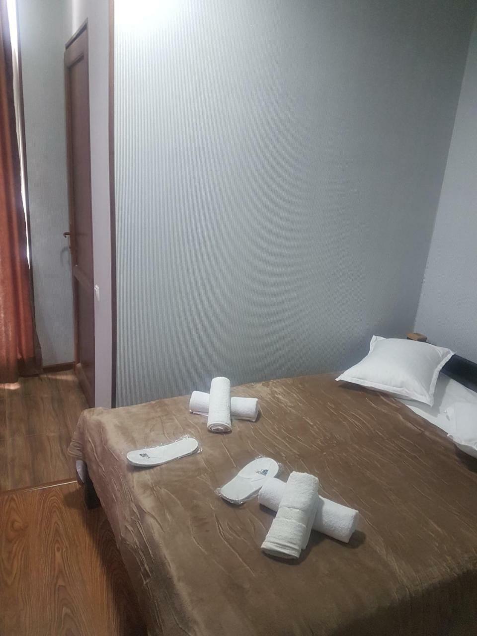 Hotel Leader Tiflis Exterior foto